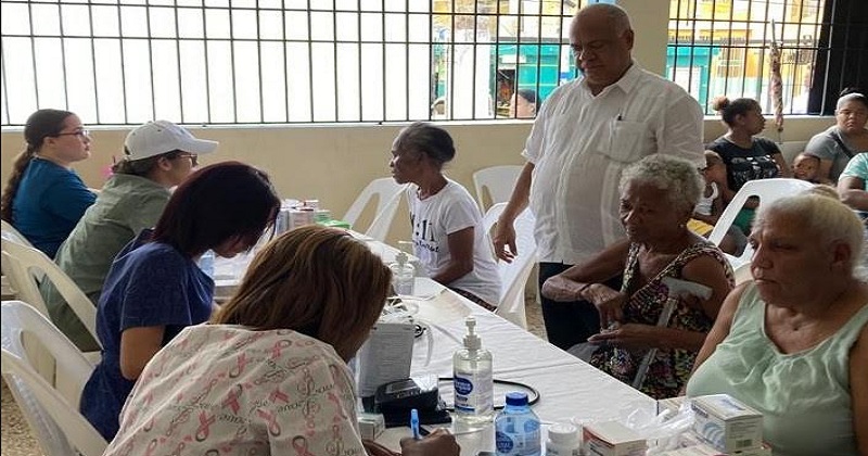 Diputado Ramón Bueno realiza operativo médico en La Zurza