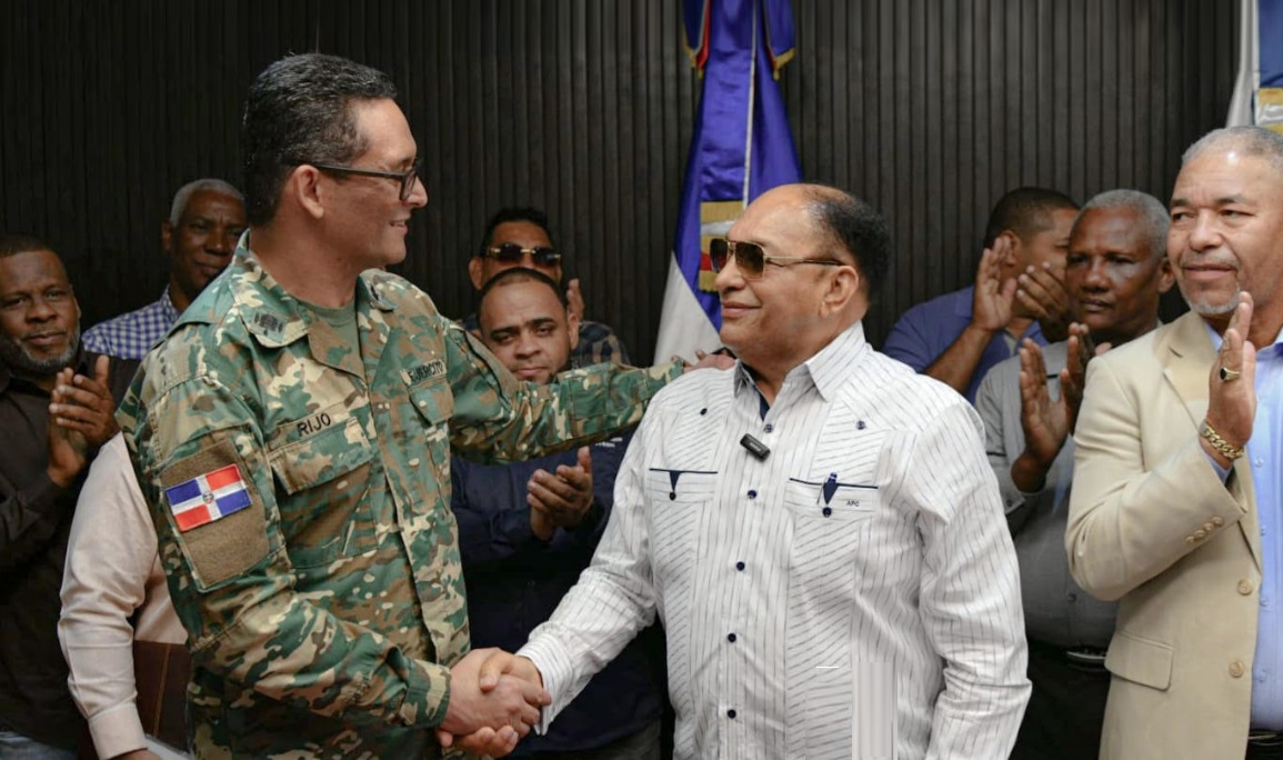 Mochotran realiza visita a director interino de INTRANT, Randolfo Rijo; expresan respaldo a nueva gestión