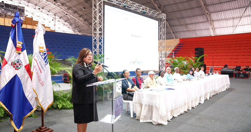 Estudiantes y orientadores destacan resultados  de clubes de paz en San Cristóbal