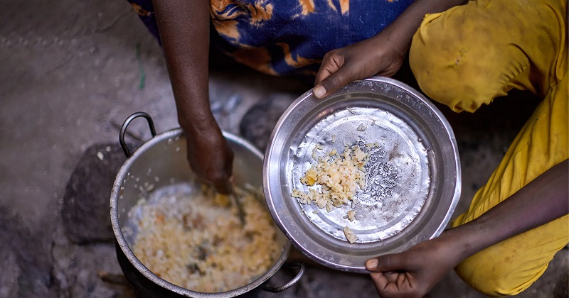 Hambre fuerza menores a unirse bandas en Haití