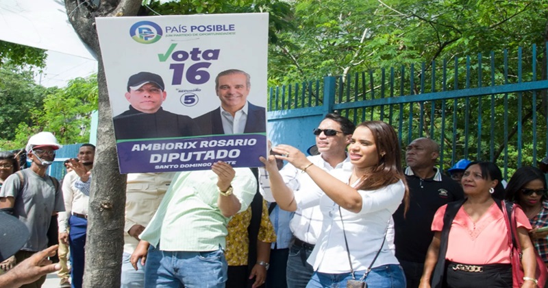 Alcaldía de SDN inicia retiro de afiches y vallas pasada campaña electoral