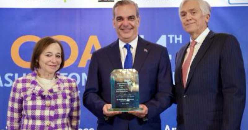 Luis Abinader recibe premio Chairman’s Award for Leadership in the Americas por su liderazgo en la región
