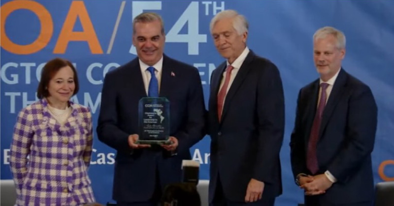 Luis El Gallo felicita a presidente Abinader por reconocimiento en el Consejo de las Américas
