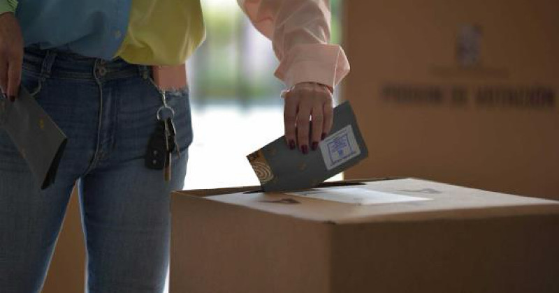 Cierran oficialmente los colegios para comicios presidenciales congresuales